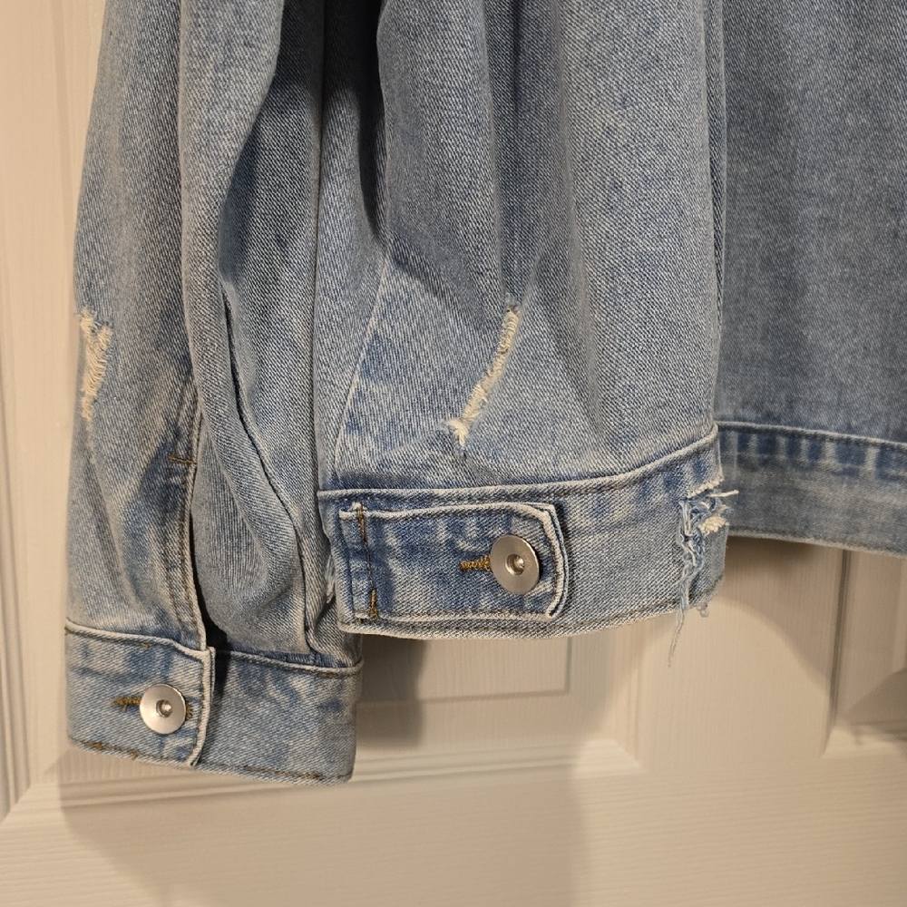Chic Soul Leopard Patchwork Denim Jacket - Blue & Tan - Picture 4 of 7